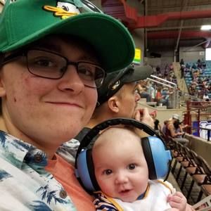 Meet your Posher, Em